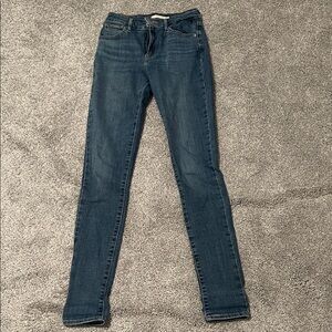 Levi’s 721 high rise skinny classic blue jeans